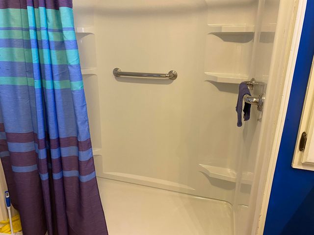 81 Elm Court, Seabrook, NH 03874