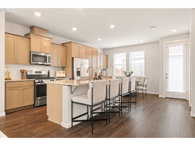 7352 Se BLANTON St, Hillsboro, OR 97123