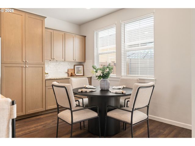 7352 Se BLANTON St, Hillsboro, OR 97123