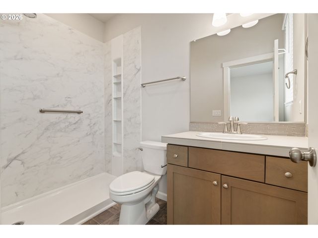 7352 Se BLANTON St, Hillsboro, OR 97123