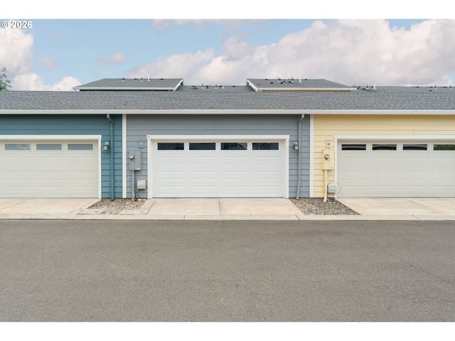 7352 Se BLANTON St, Hillsboro, OR 97123