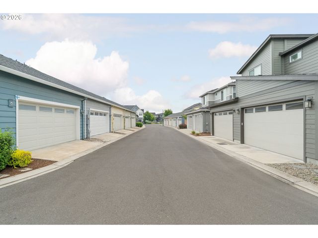 7352 Se BLANTON St, Hillsboro, OR 97123
