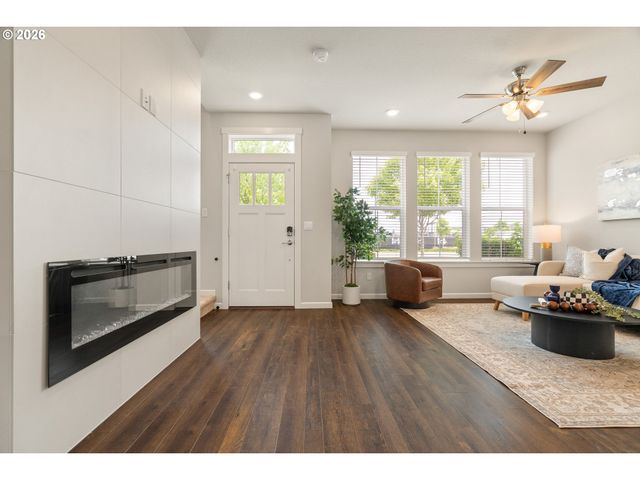 7352 Se BLANTON St, Hillsboro, OR 97123