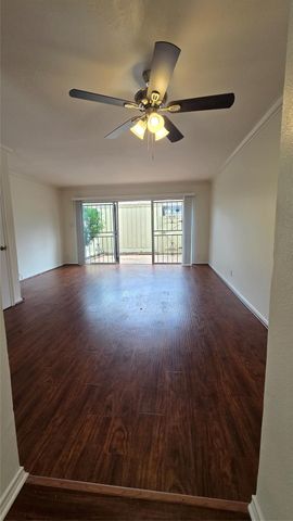 2039 Winrock Boulevard 158, Houston, TX 77057