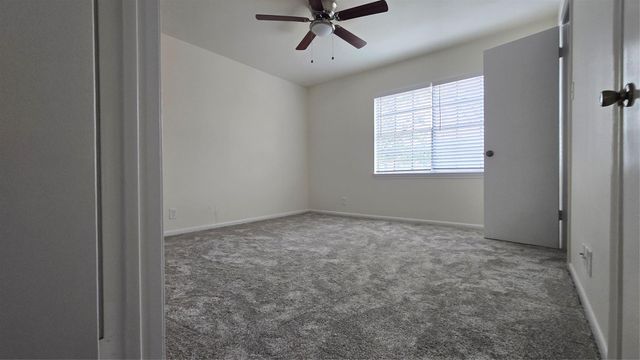 2039 Winrock Boulevard 158, Houston, TX 77057