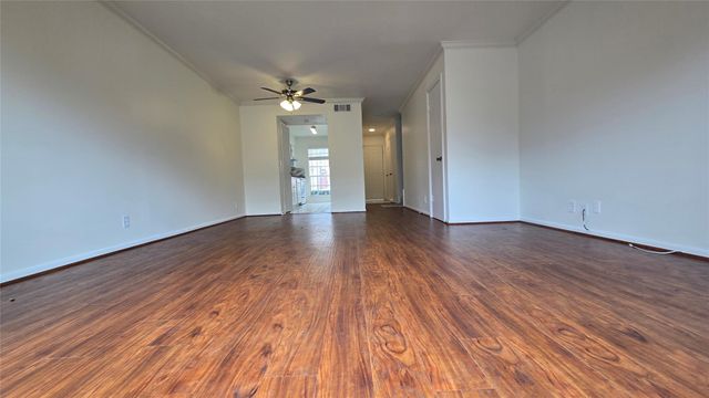 2039 Winrock Boulevard 158, Houston, TX 77057