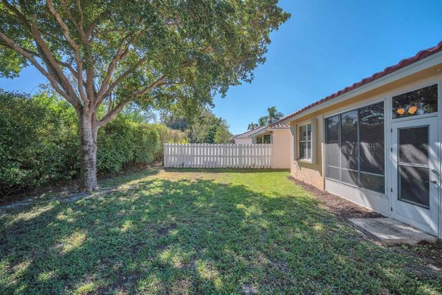 10804 Madison Drive, Boynton Beach, FL 33437