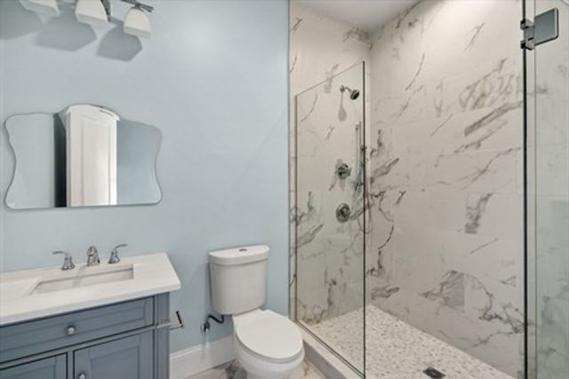 729-731 E 5th St, Boston, MA 02127