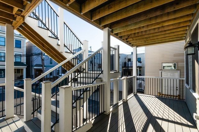 729-731 E 5th St, Boston, MA 02127