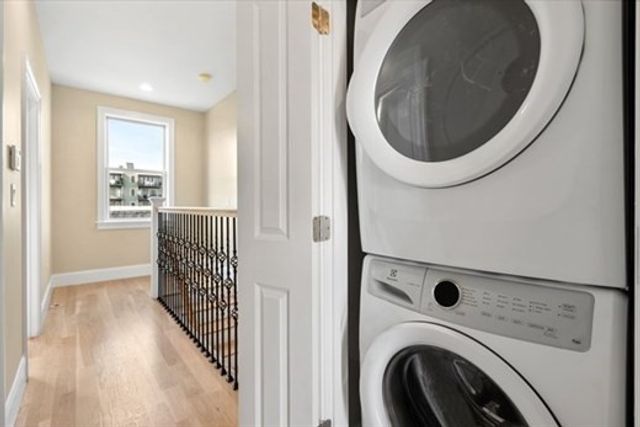 729-731 E 5th St, Boston, MA 02127