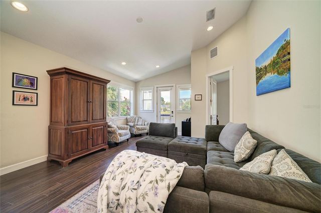 632 VIRGINIA DRIVE, Bradenton, FL 34205