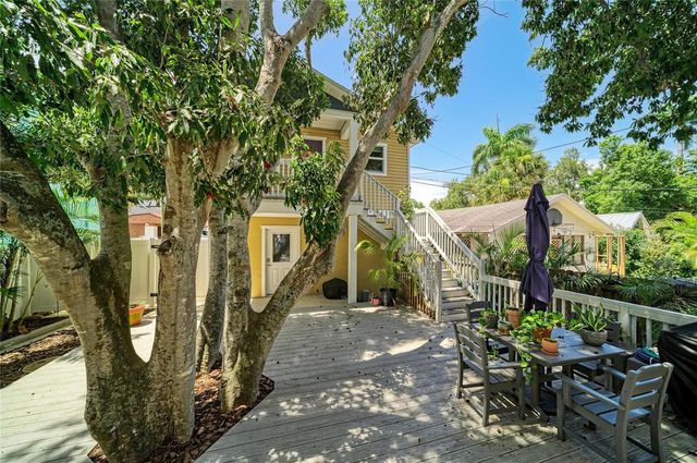 632 VIRGINIA DRIVE, Bradenton, FL 34205