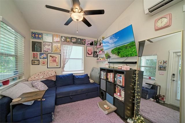 632 VIRGINIA DRIVE, Bradenton, FL 34205