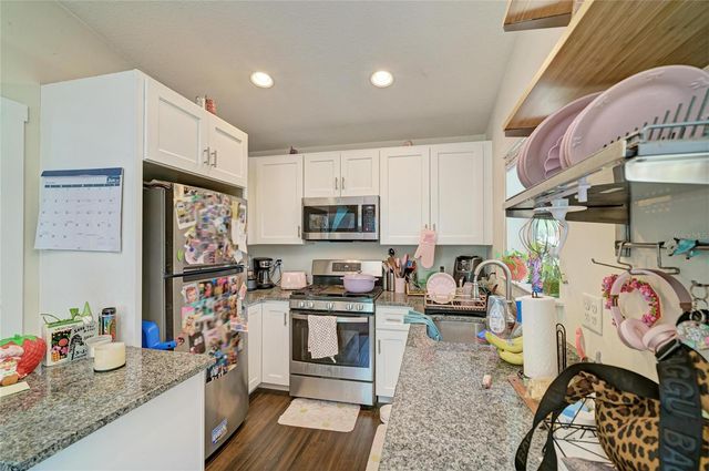 632 VIRGINIA DRIVE, Bradenton, FL 34205