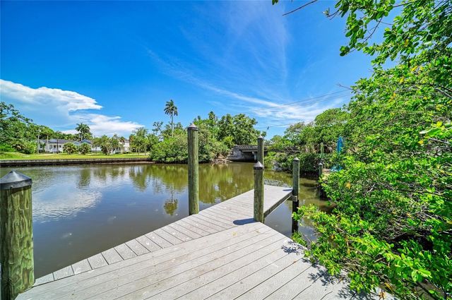 632 VIRGINIA DRIVE, Bradenton, FL 34205