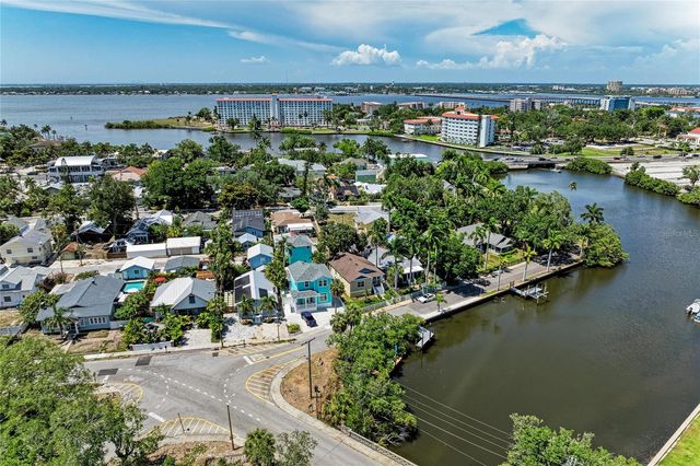 632 VIRGINIA DRIVE, Bradenton, FL 34205