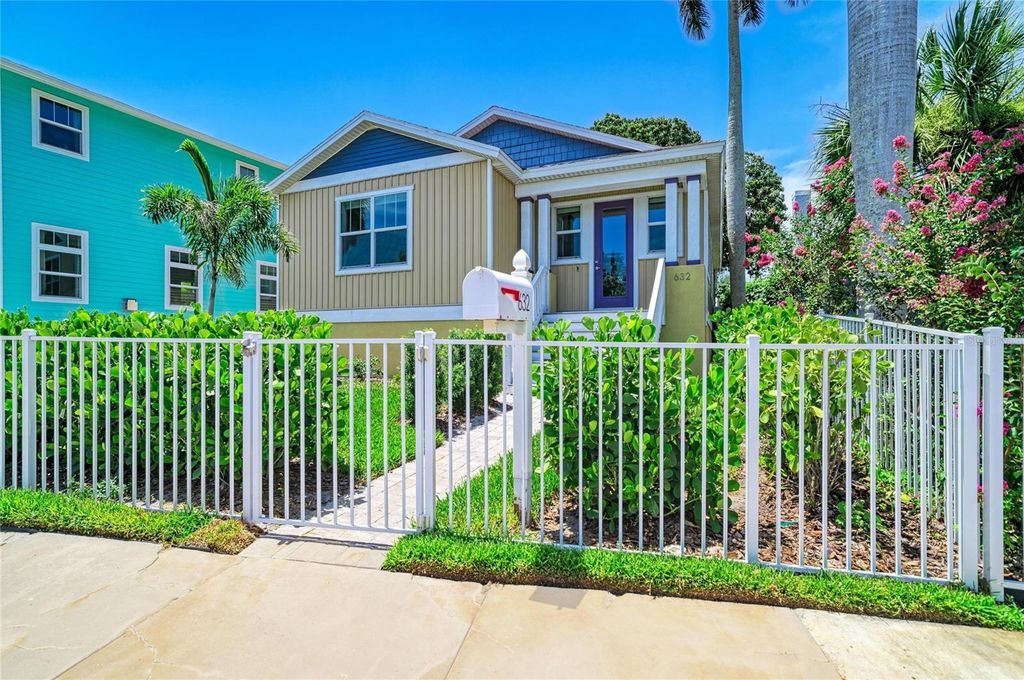 632 VIRGINIA DRIVE, Bradenton, FL 34205