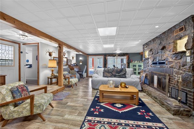 12274 Pine Creek Hollow Road, Rogers, AR 72756