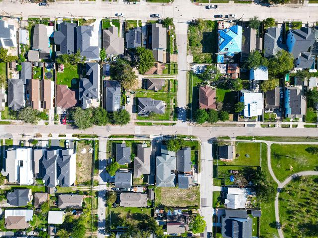 1110 Mathis Street, Houston, TX 77009