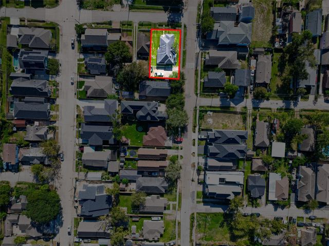 1110 Mathis Street, Houston, TX 77009