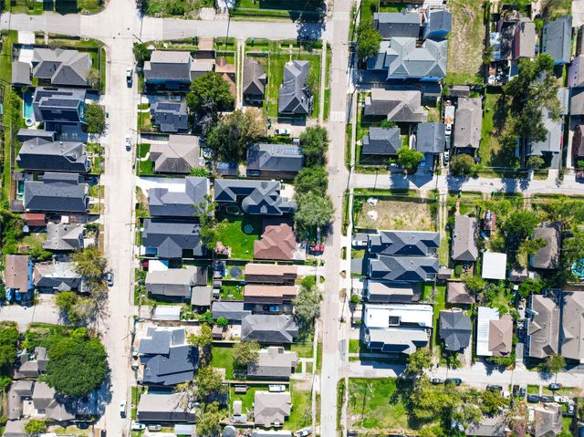 1110 Mathis Street, Houston, TX 77009