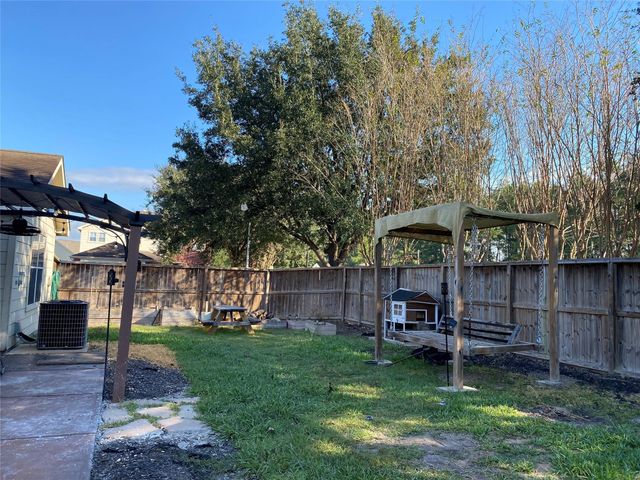 11522 Coppermeade Court, Houston, TX 77067