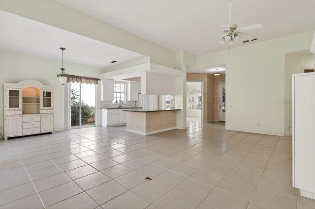 8892 SE Eldorado Way, Hobe Sound, FL 33455