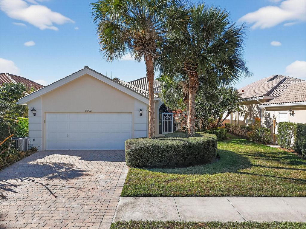 8892 SE Eldorado Way, Hobe Sound, FL 33455