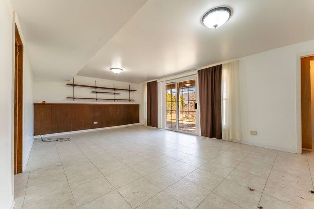 2S055 Glen Avenue, Lombard, IL 60148