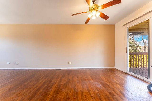 2S055 Glen Avenue, Lombard, IL 60148