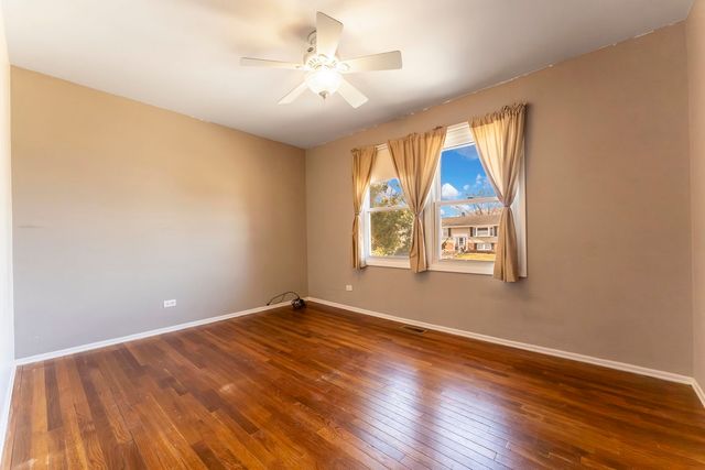 2S055 Glen Avenue, Lombard, IL 60148