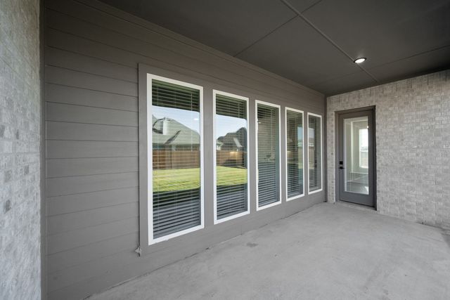 5221 Rowlan Row, Midlothian, TX 76065