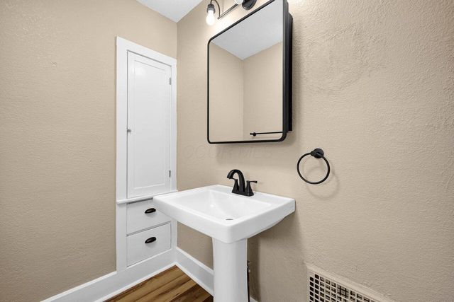 517 W Main Street, Newark, OH 43055