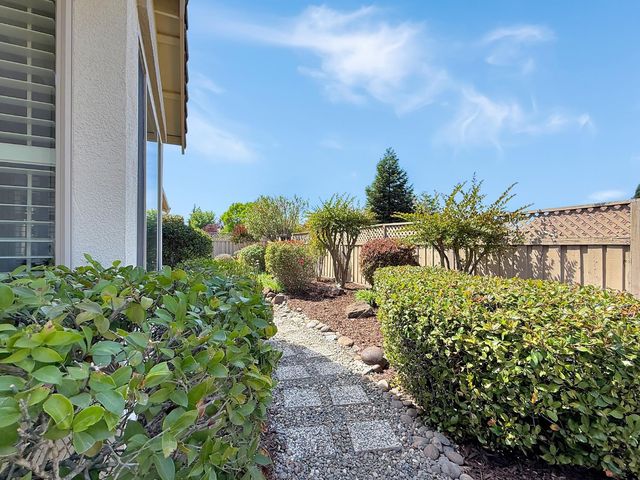 1556 Sweet Juliet Ln, Lincoln, CA 95648