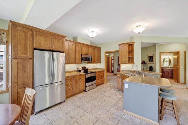 113 Shato Lane, Monona, WI 53716