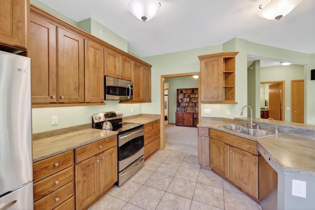 113 Shato Lane, Monona, WI 53716