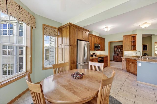 113 Shato Lane, Monona, WI 53716