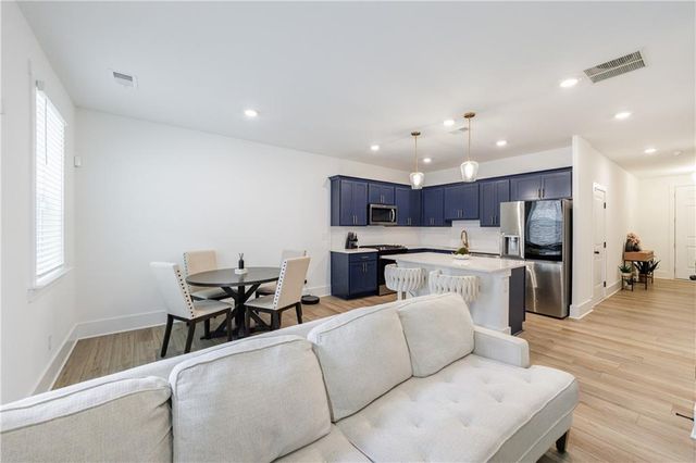 1624 Gunnin Trace, Atlanta, GA 30318