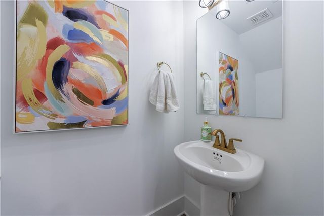 1624 Gunnin Trace, Atlanta, GA 30318