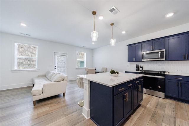 1624 Gunnin Trace, Atlanta, GA 30318