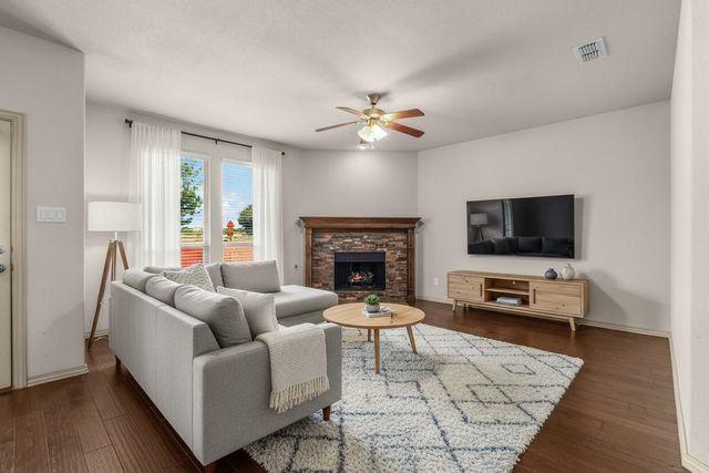 2400 Canyon Wren Lane, Fort Worth, TX 76244