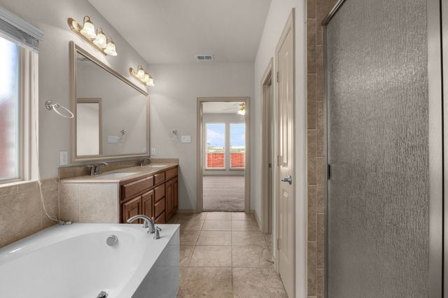 2400 Canyon Wren Lane, Fort Worth, TX 76244