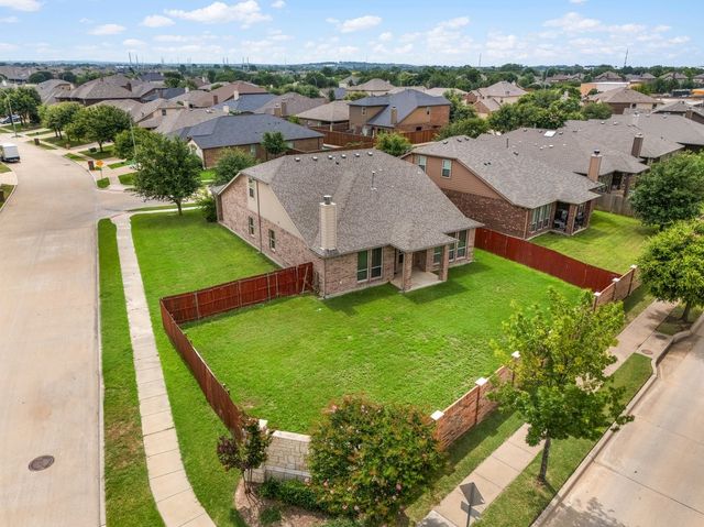 2400 Canyon Wren Lane, Fort Worth, TX 76244