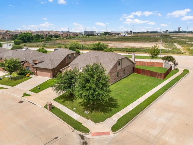 2400 Canyon Wren Lane, Fort Worth, TX 76244