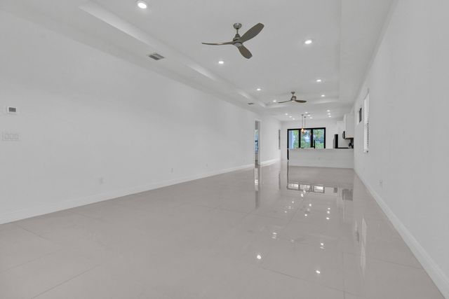 5501 Santa Rosa Lane, Westlake, FL 33470