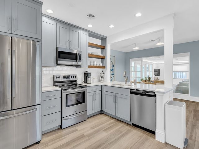 786 Dahlia Lane, Vero Beach, FL 32963