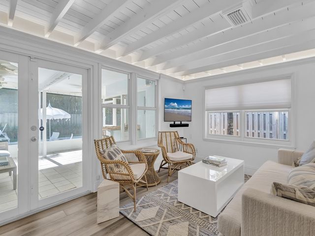 786 Dahlia Lane, Vero Beach, FL 32963