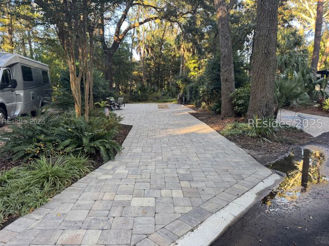 133 Arrow Road 121, Hilton Head Island, SC 29928