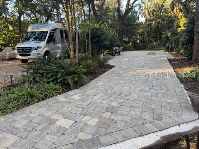 133 Arrow Road 121, Hilton Head Island, SC 29928