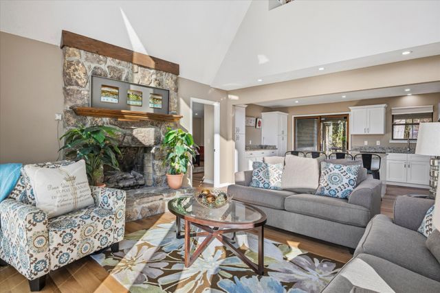 4913 Shoreline Drive, Chattanooga, TN 37416